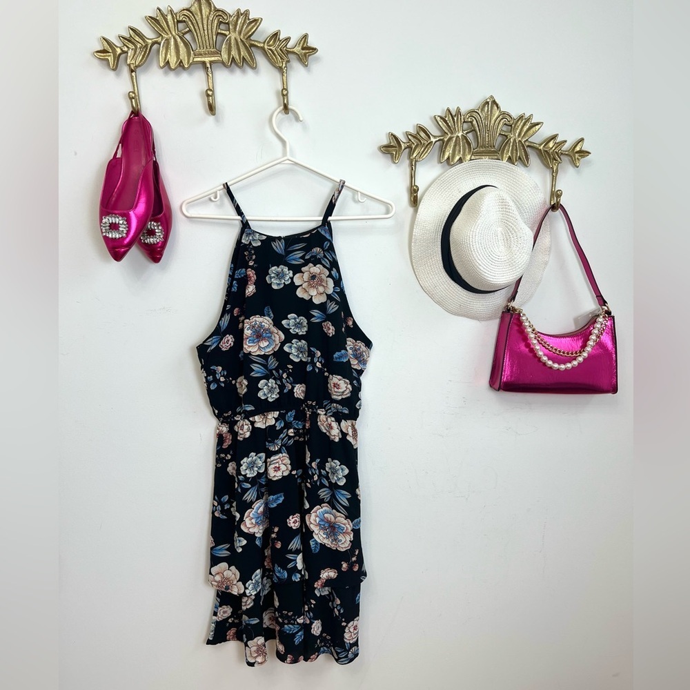 🆕Boho feminine dress M ptp 19.5” - Picture 1 of 3